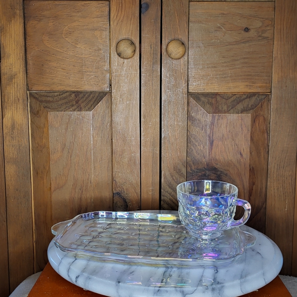 Carnival Glass Snack Tray Set - Picture 4 of 17